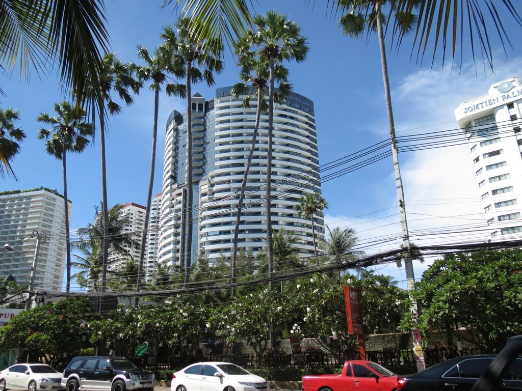 Jomtien Plaza Suite Apartments Номер фото